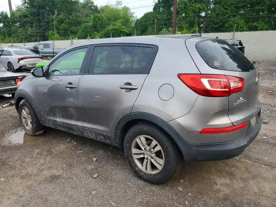 KNDPB3A28B7012949 2011 KIA SPORTAGE-1