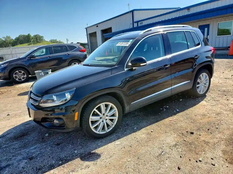 WVGAV7AX4CW532388 2012 VOLKSWAGEN TIGUAN-0