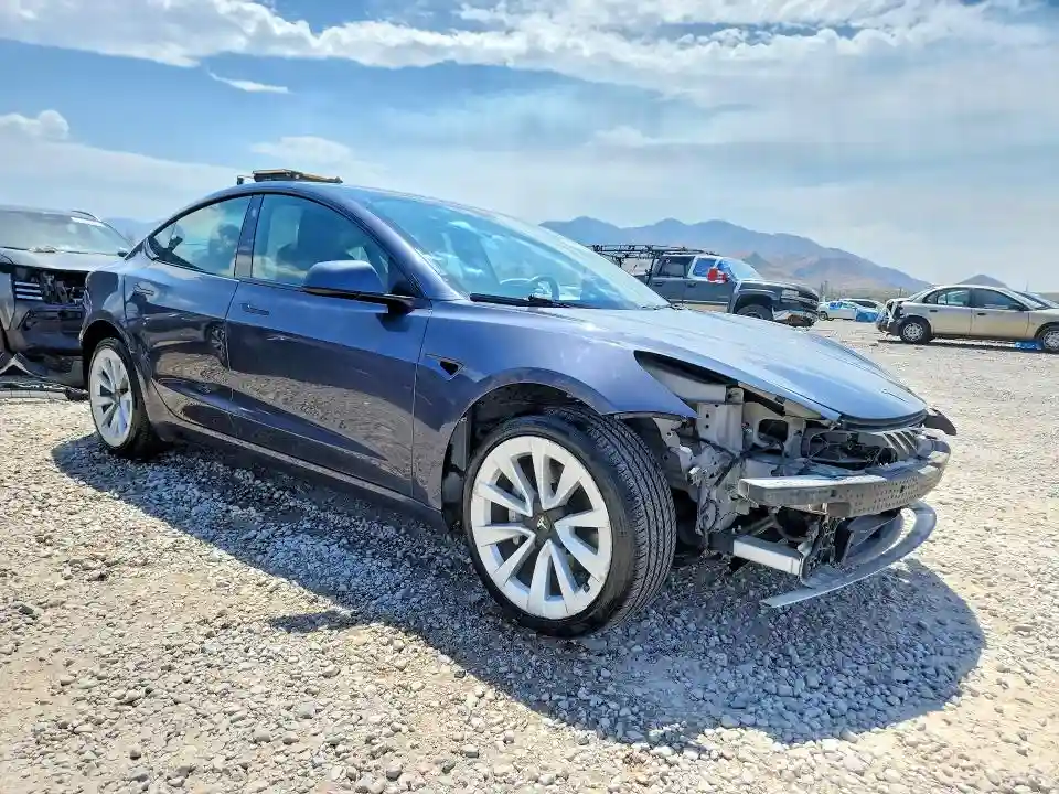 5YJ3E1EA7PF454554 2023 TESLA MODEL 3-3