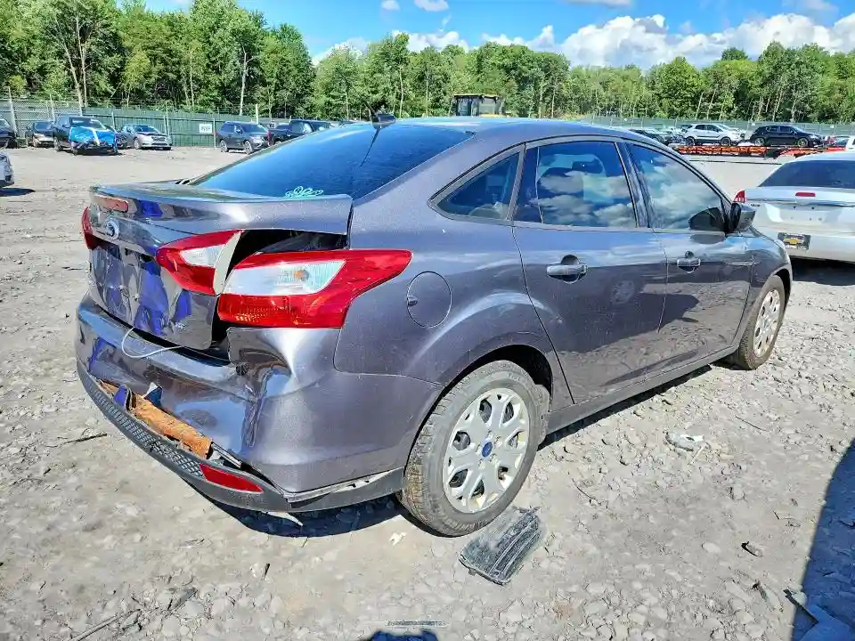 1FAHP3F20CL411397 2012 FORD FOCUS-2
