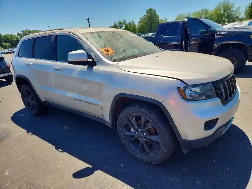 1C4RJEAG5DC588432 2013 JEEP GRAND CHEROKEE-3