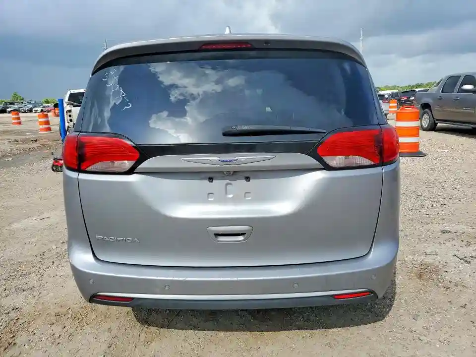 2C4RC1BG5KR650773 2019 CHRYSLER PACIFICA-5