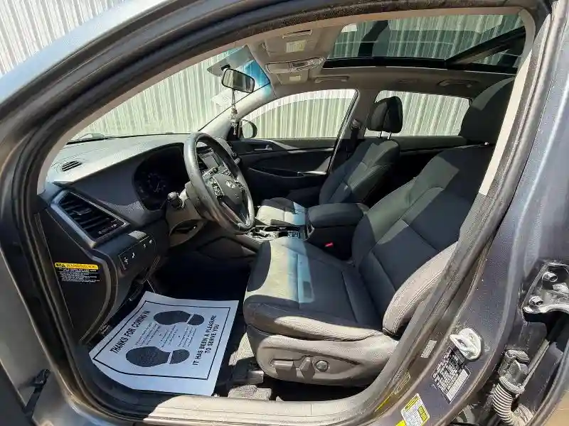 KM8J33A27HU501268 2017 HYUNDAI TUCSON-4