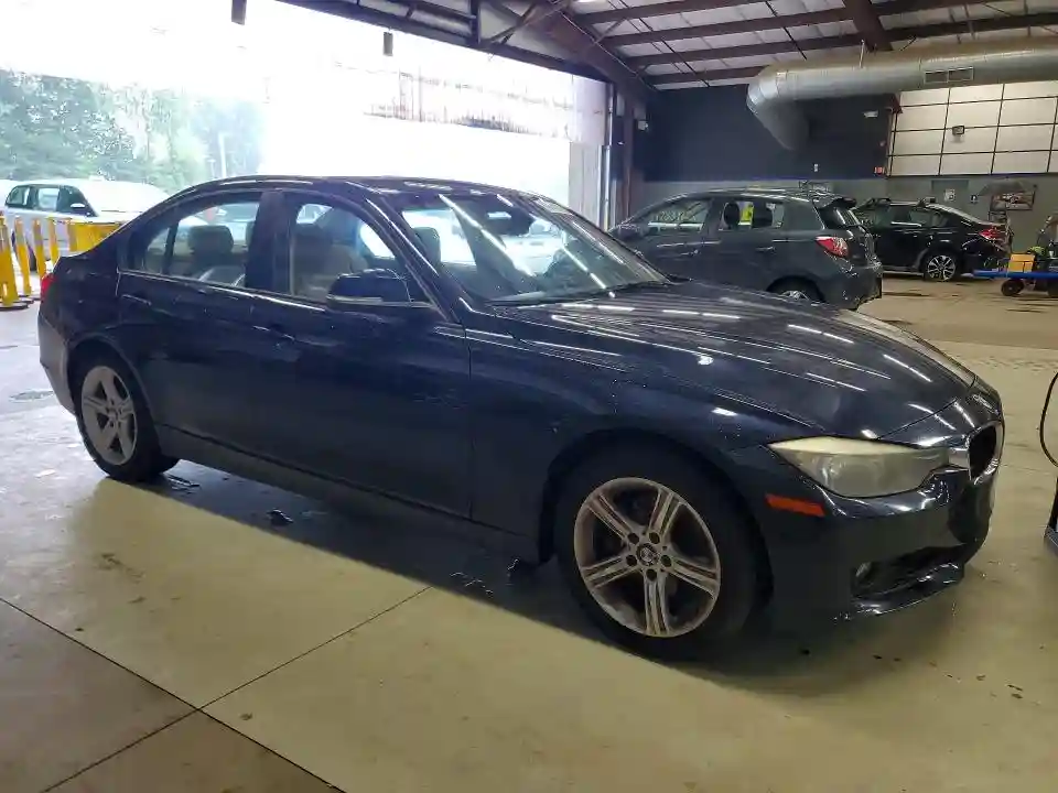 WBA3A5G51ENP27146 2014 BMW 3 SERIES-3