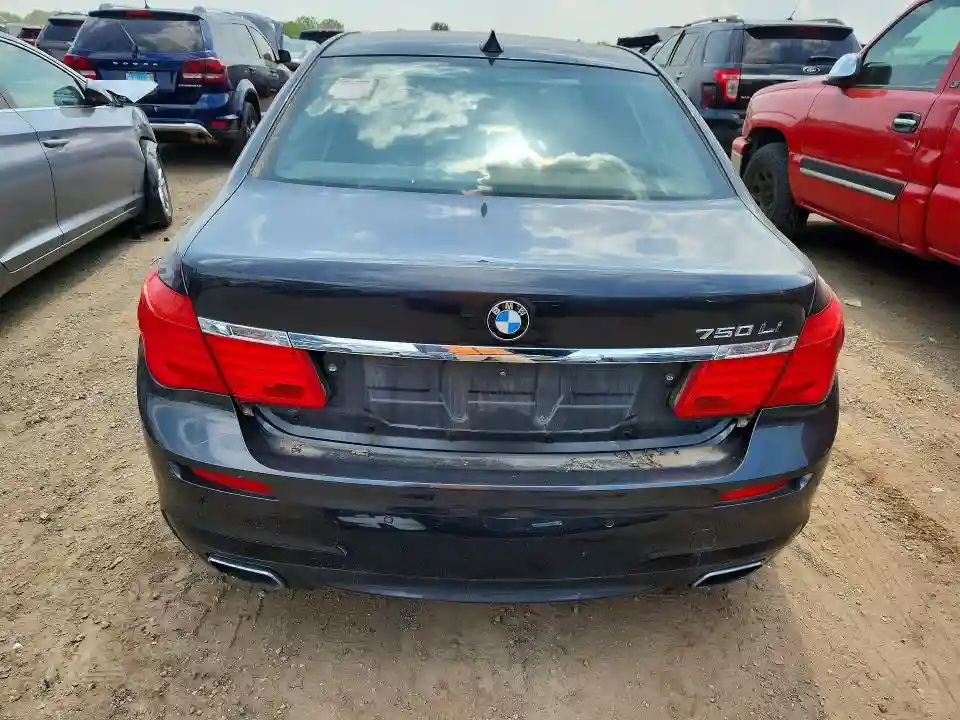 WBAKC8C52BC432657 2011 BMW 7 SERIES-5