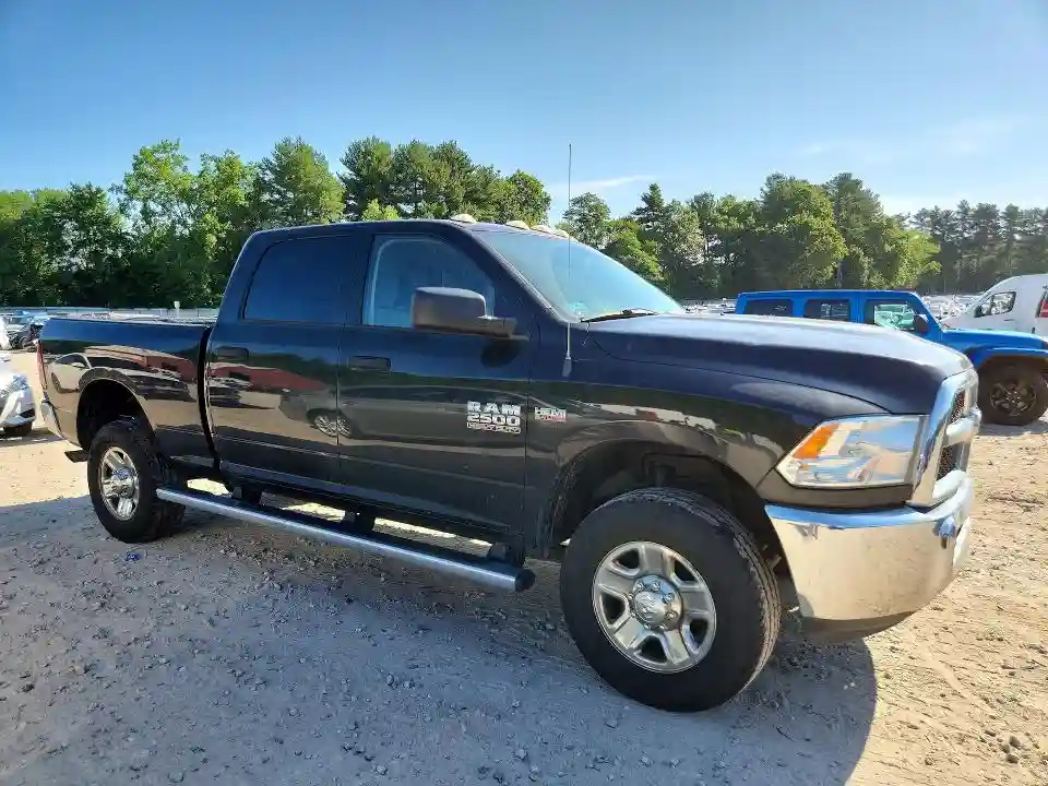 3C6UR5CJ3JG364457 2018 RAM 2500-3
