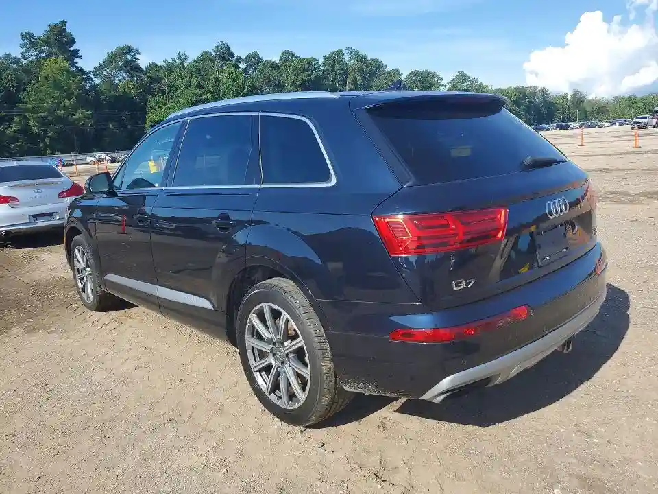 WA1VAAF77HD057274 2017 AUDI Q7-1