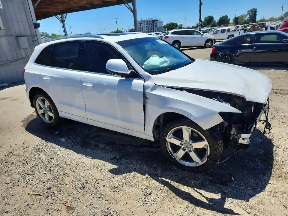 WA1DKAFP9CA106851 2012 AUDI Q5-3