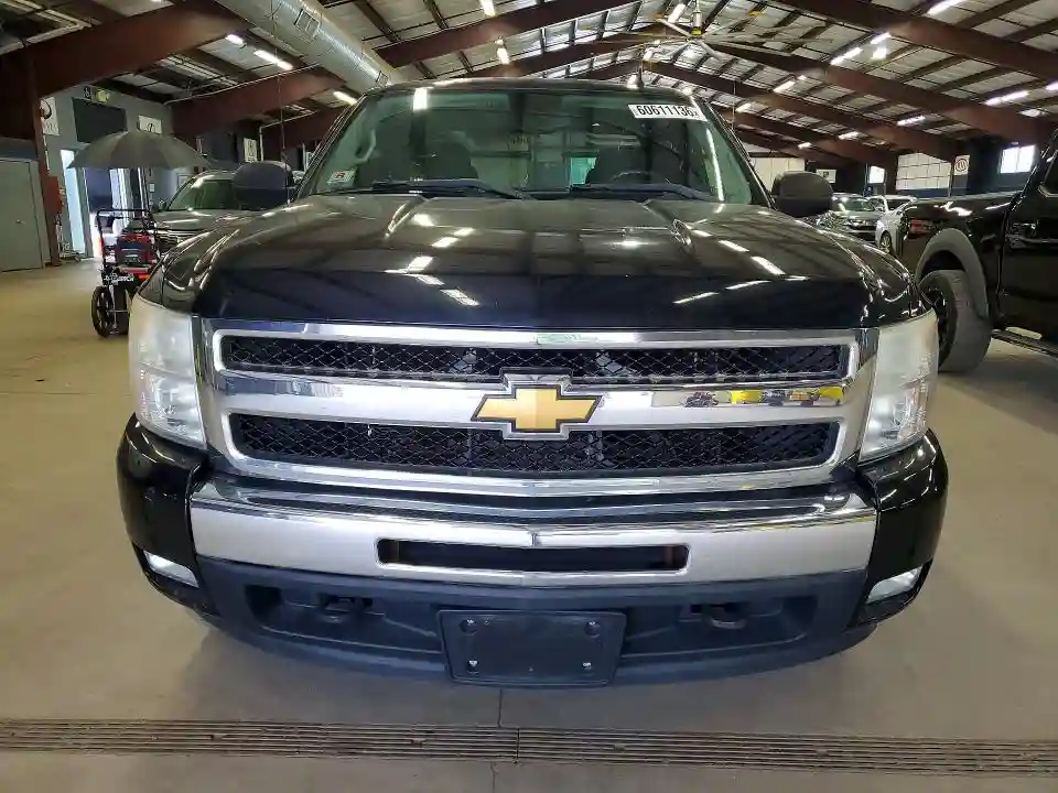 1GCRKSE38BZ364990 2011 CHEVROLET SILVERADO-4