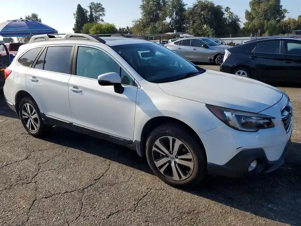 4S4BSANC1J3363110 2018 SUBARU OUTBACK-3