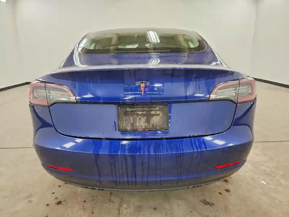 5YJ3E1EA5NF285728 2022 TESLA MODEL 3-5
