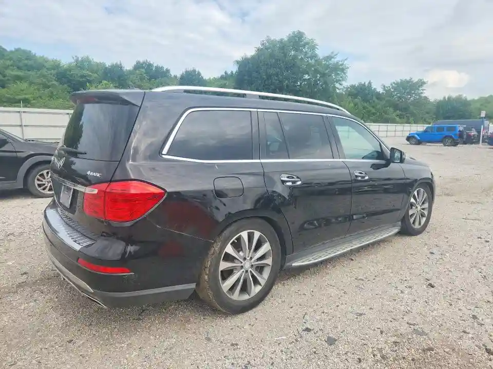4JGDF7CE9DA258982 2013 MERCEDES-BENZ GL-CLASS-2