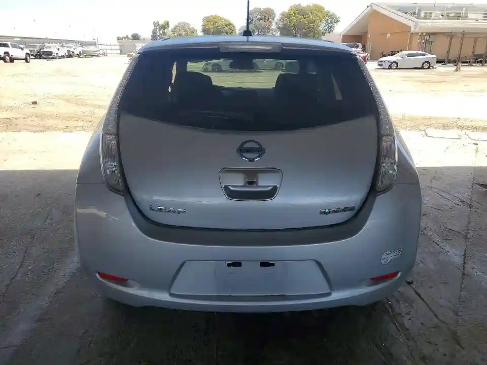1N4BZ0CP9GC310718 2016 NISSAN LEAF-5