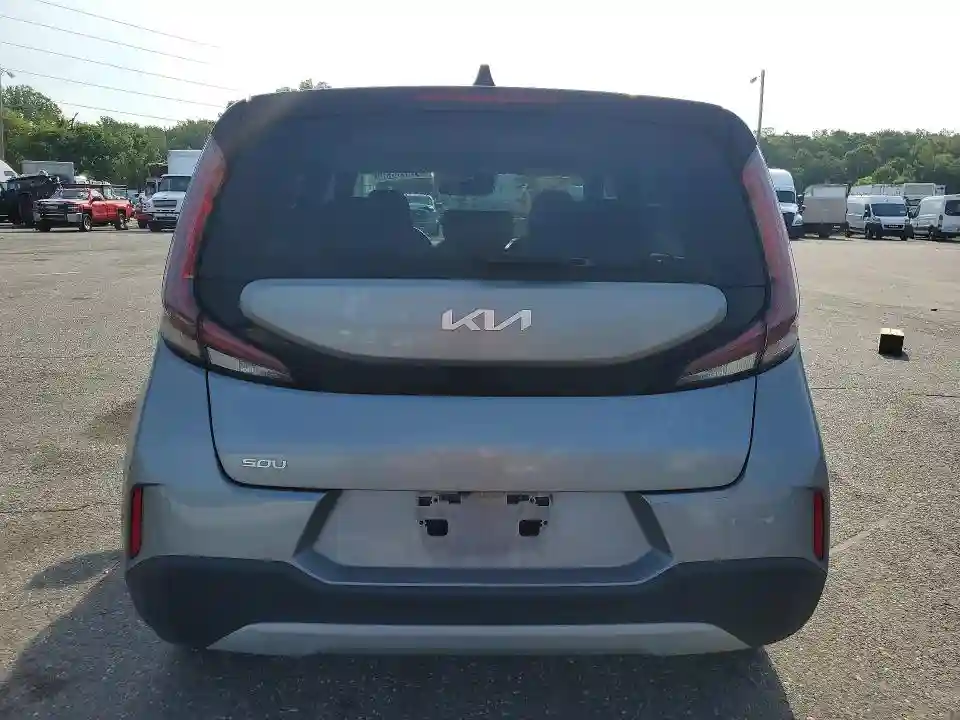 KNDJ23AU0P7876053 2023 KIA SOUL-5