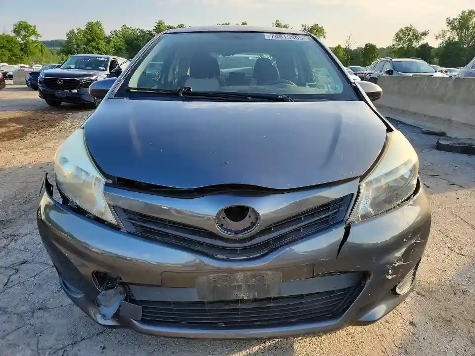 JTDJTUD37CD536593 2012 TOYOTA YARIS 3-DO-4