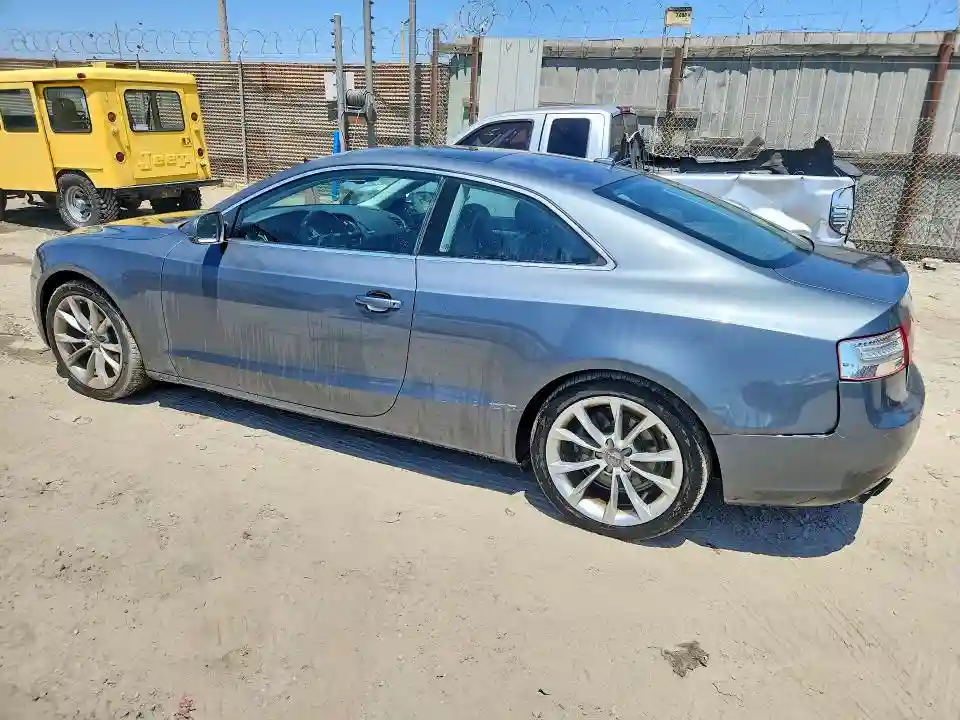 WAULFAFR1DA001419 2013 AUDI A5-1