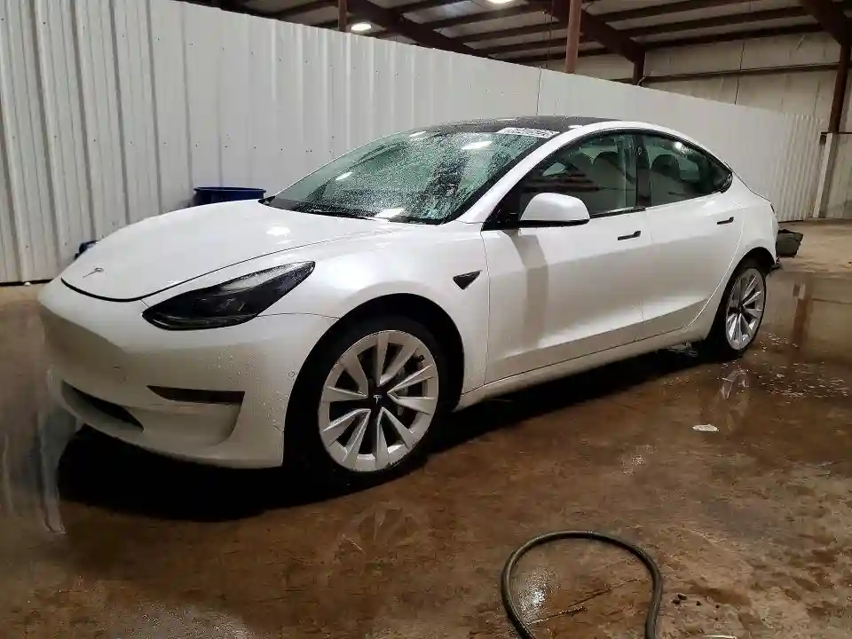 5YJ3E1EA9NF371138 2022 TESLA MODEL 3-0