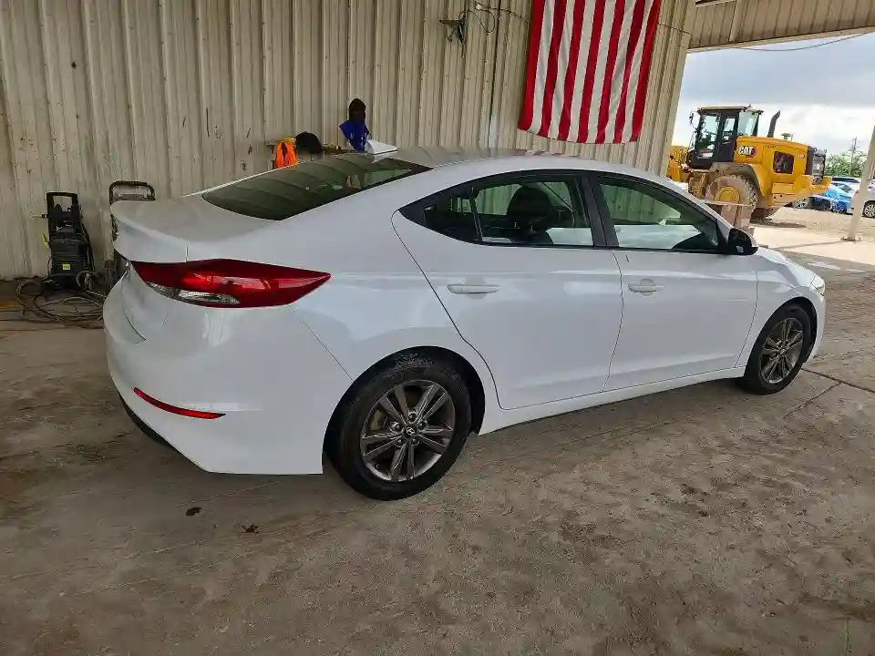 5NPD84LF1JH234380 2018 HYUNDAI ELANTRA-2