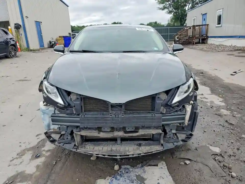 3LN6L2J93GR614864 2016 LINCOLN MKZ-4