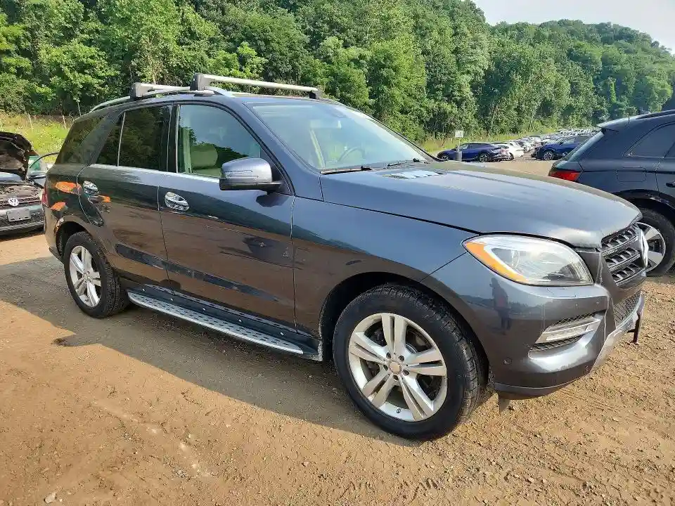 4JGDA5HB2DA230569 2013 MERCEDES-BENZ M-CLASS-3