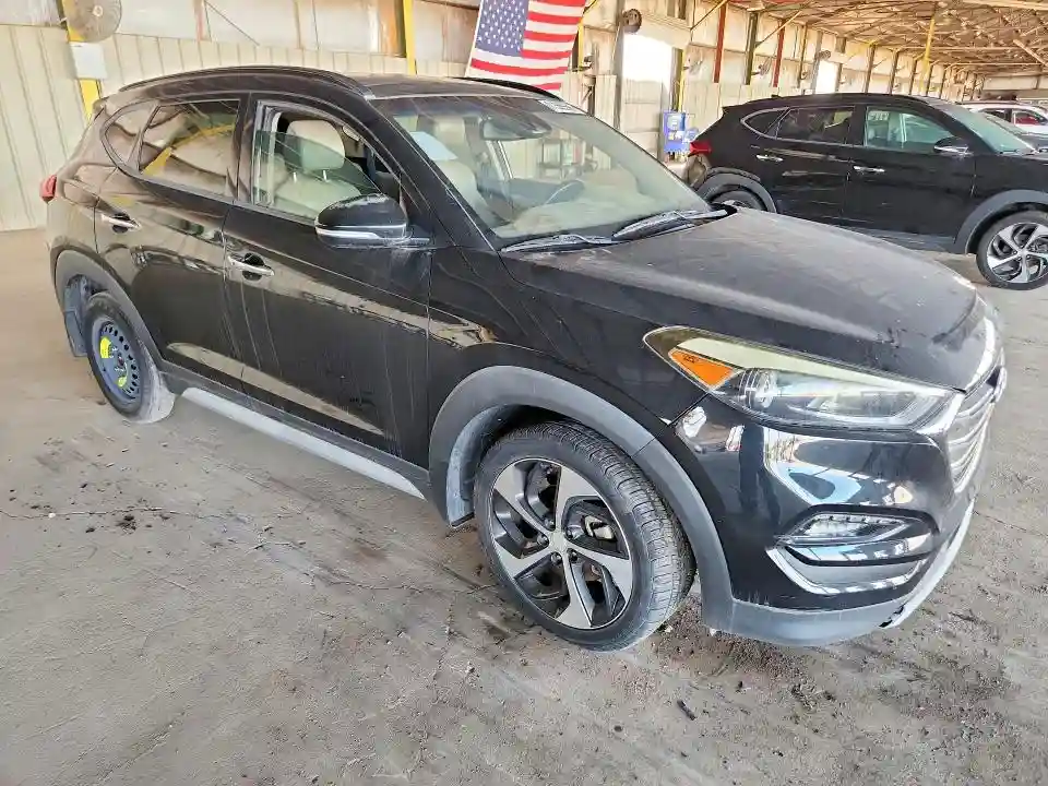 KM8J33A23HU467992 2017 HYUNDAI TUCSON-3
