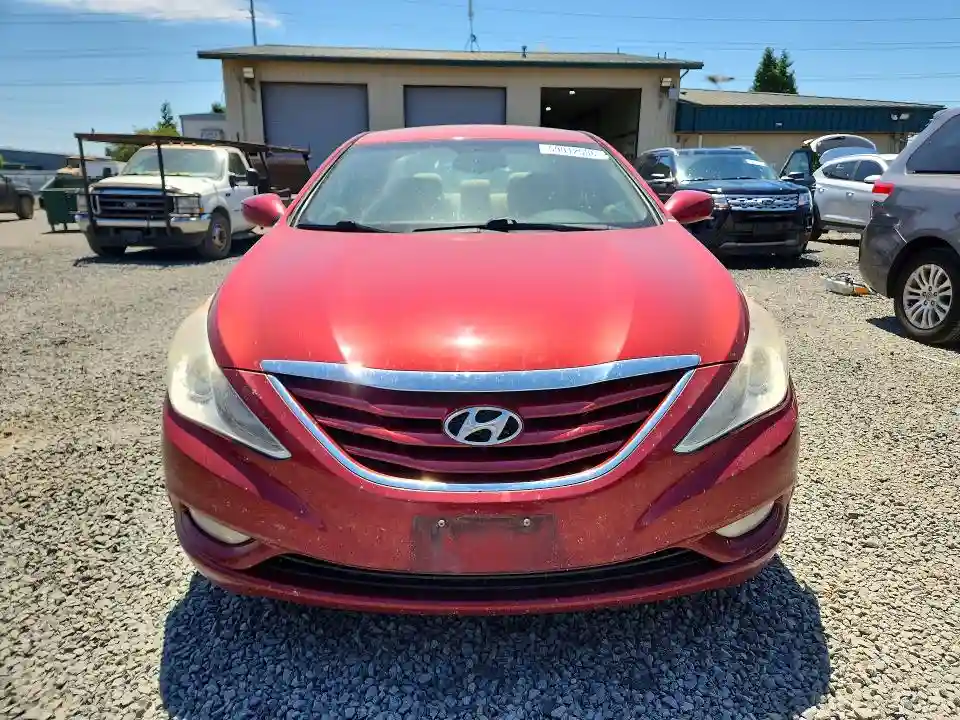 5NPEB4AC9DH697581 2013 HYUNDAI SONATA-4