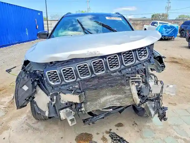 3C4NJDCNXST508077 2025 JEEP COMPASS-4