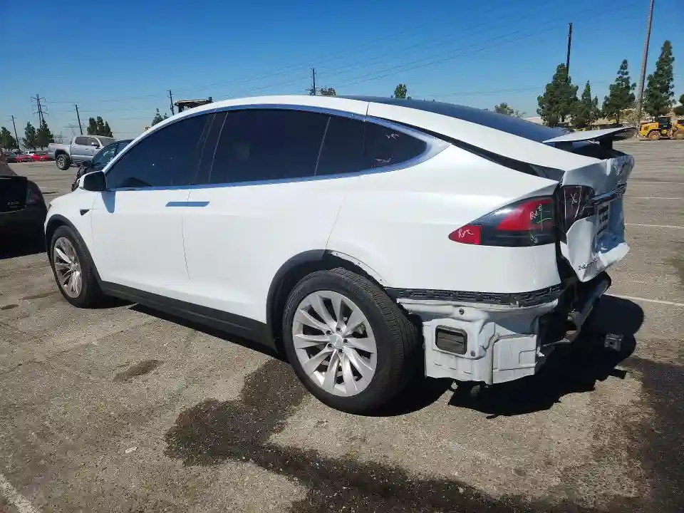 5YJXCAE20JF124276 2018 TESLA MODEL X-1