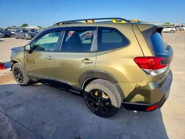 JF2SKAMC5NH445888 2022 SUBARU FORESTER-1