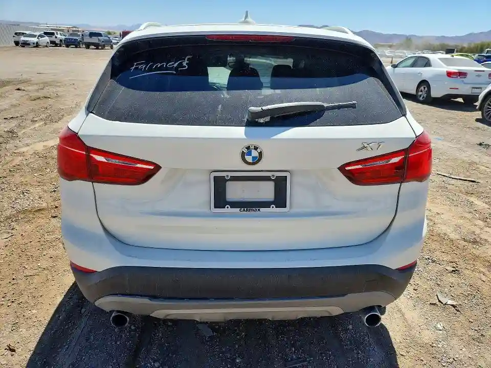WBXHU7C3XH5H36275 2017 BMW X1-5