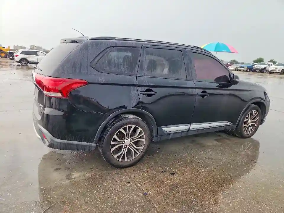 JA4AD3A31GZ009924 2016 MITSUBISHI OUTLANDER-2