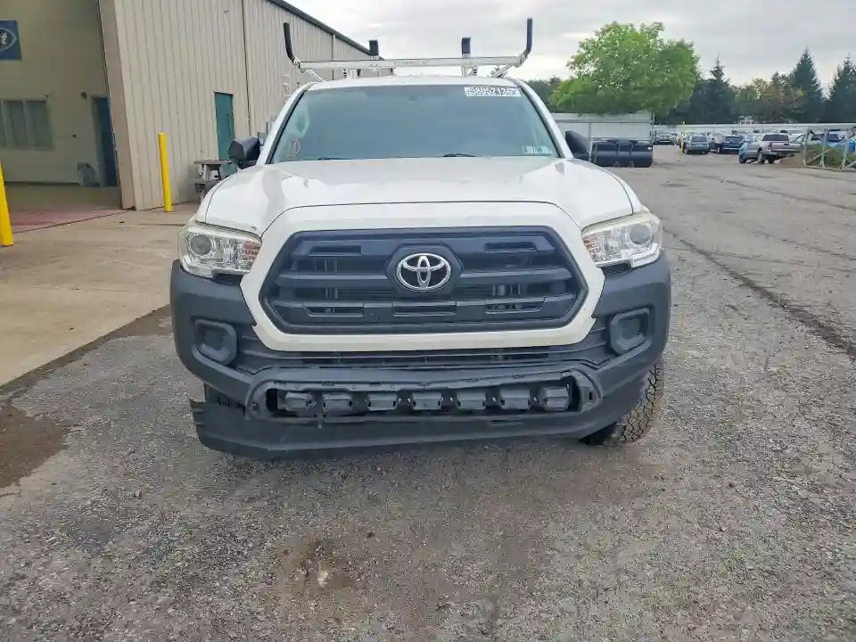 5TFSX5EN2HX054411 2017 TOYOTA TACOMA SR-4