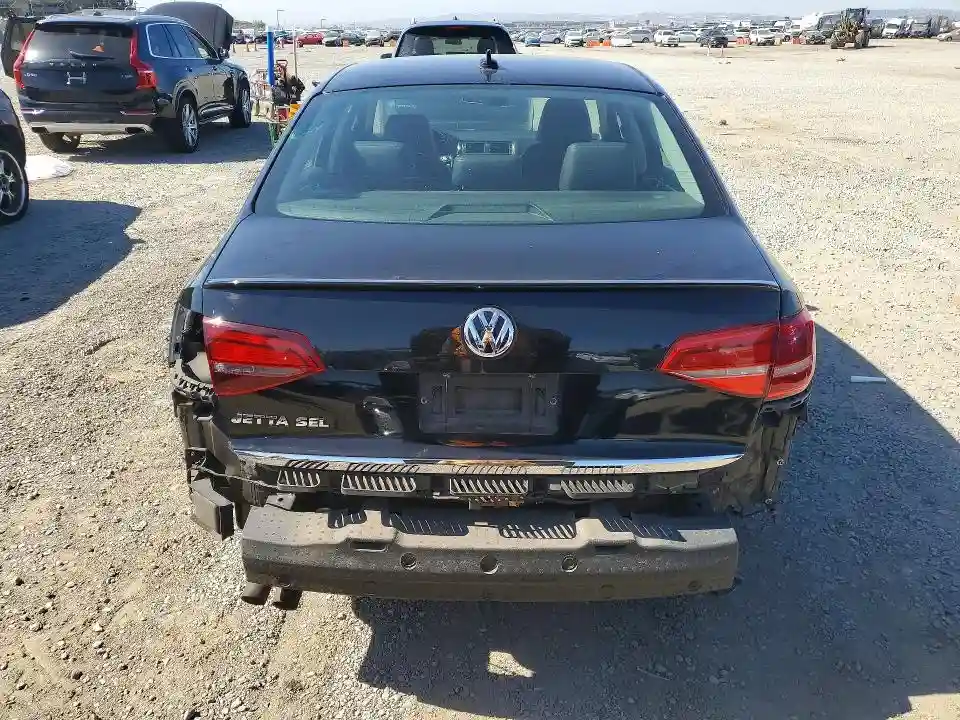 3VWL17AJ9JM226057 2018 VOLKSWAGEN JETTA S AU-5