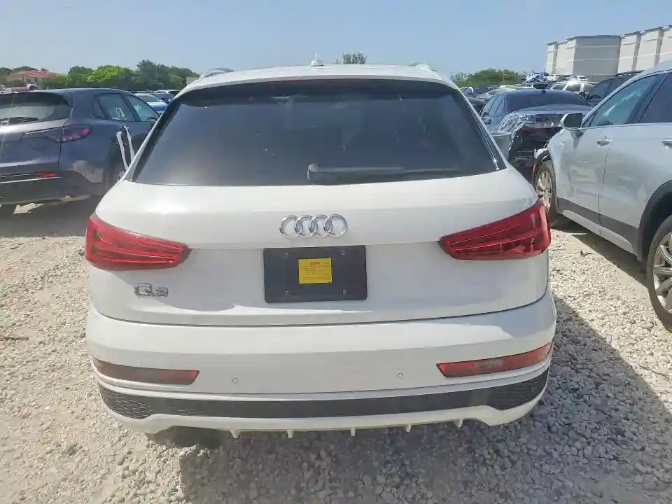 WA1BCCFS2JR034023 2018 AUDI Q3-5