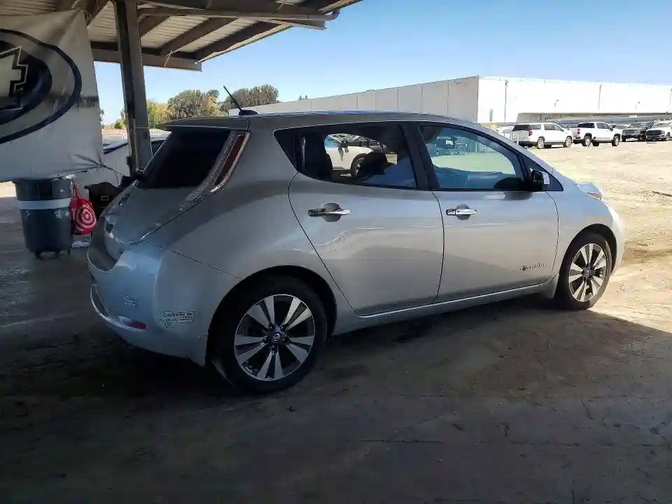 1N4BZ0CP9GC310718 2016 NISSAN LEAF-2