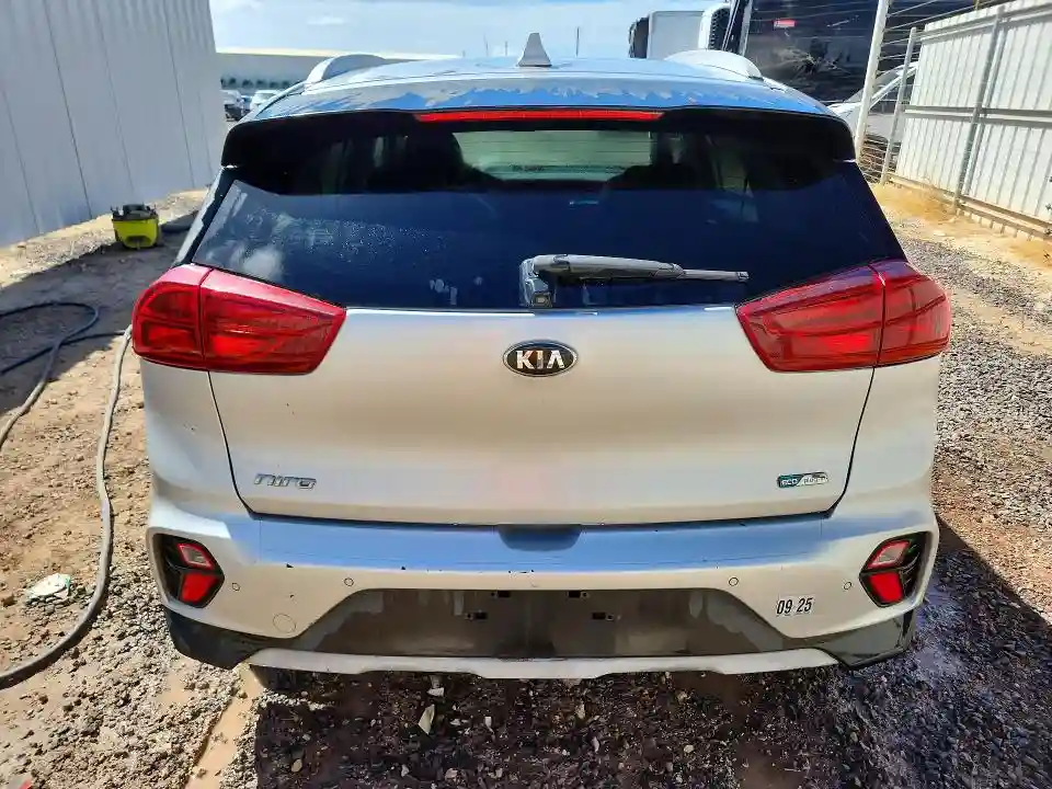 KNDCC3LD5L5363616 2020 KIA NIRO-5