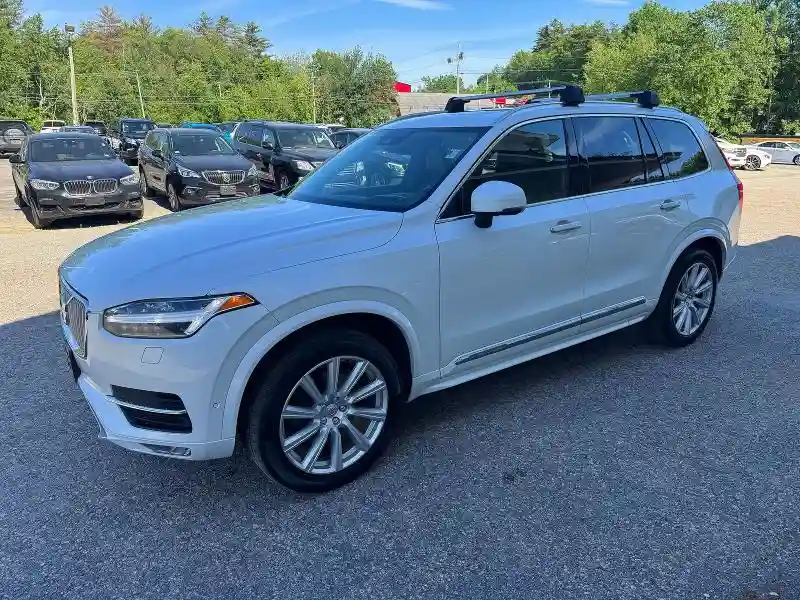 YV4A22PL6K1487077 2019 VOLVO XC90-1