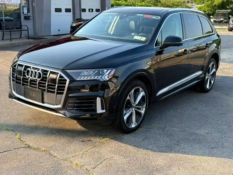 WA1LXBF78PD011866 2023 AUDI Q7-0