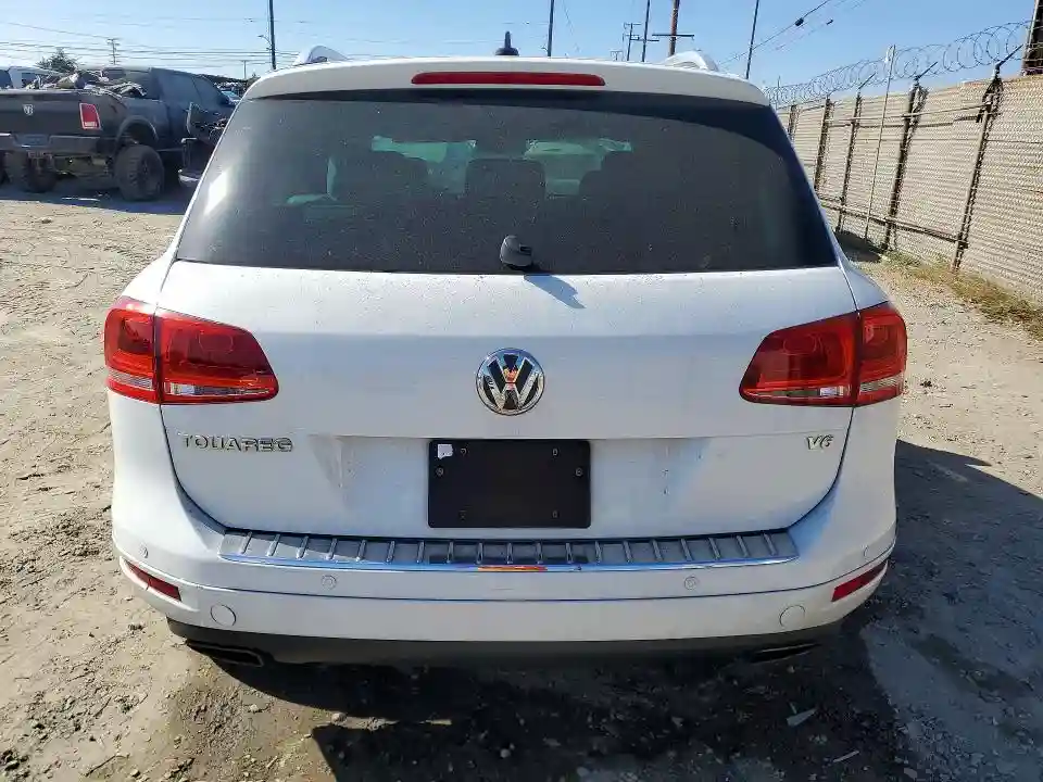 WVGEF9BP4CD007755 2012 VOLKSWAGEN TOUAREG-5
