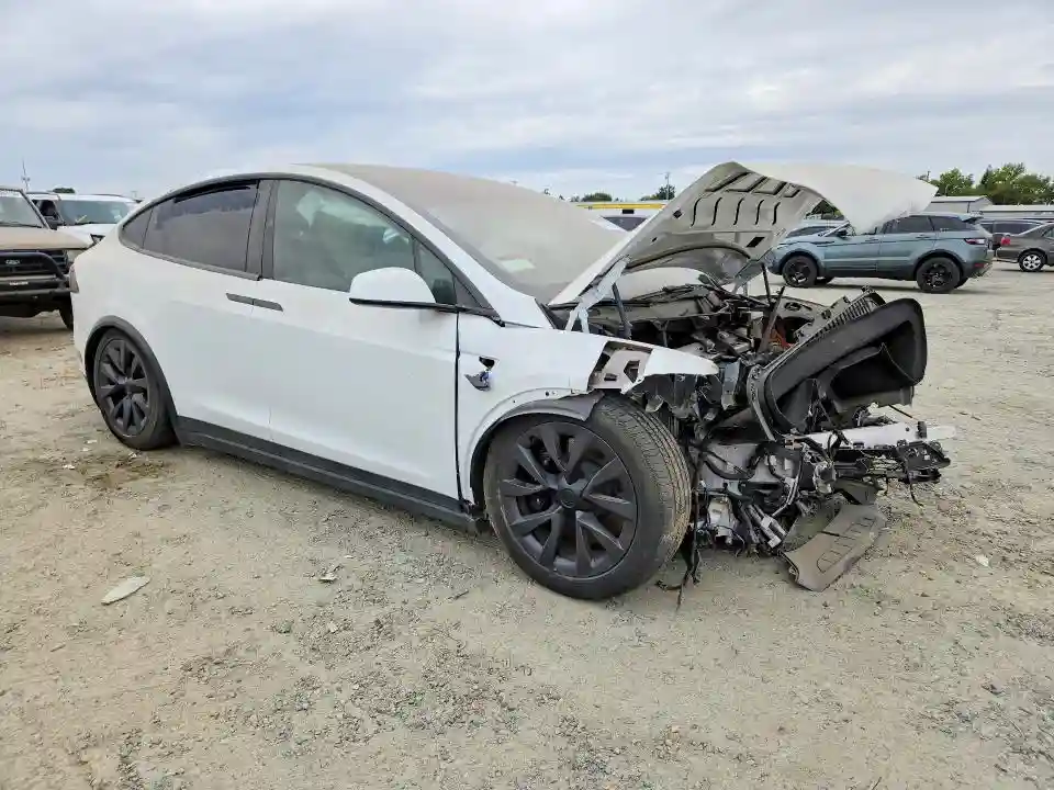 7SAXCBE58RF440202 2024 TESLA MODEL X-3