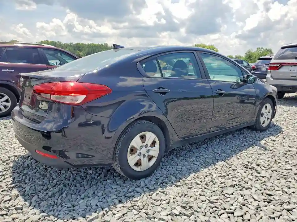 3KPFL4A74JE194822 2018 KIA FORTE-2