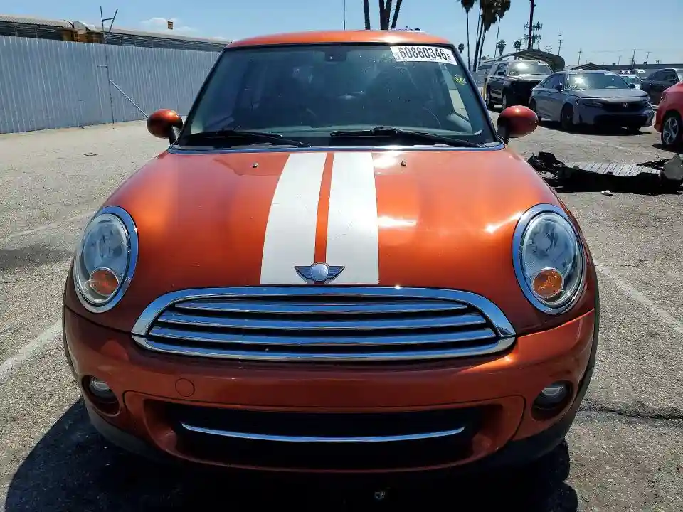 WMWSU3C50CT256032 2012 MINI COOPER-4