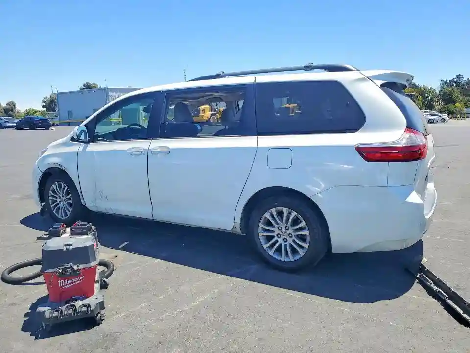 5TDYK3DC6FS671634 2015 TOYOTA SIENNA-1