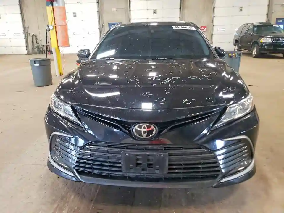 4T1C11BK0MU033444 2021 TOYOTA CAMRY-4
