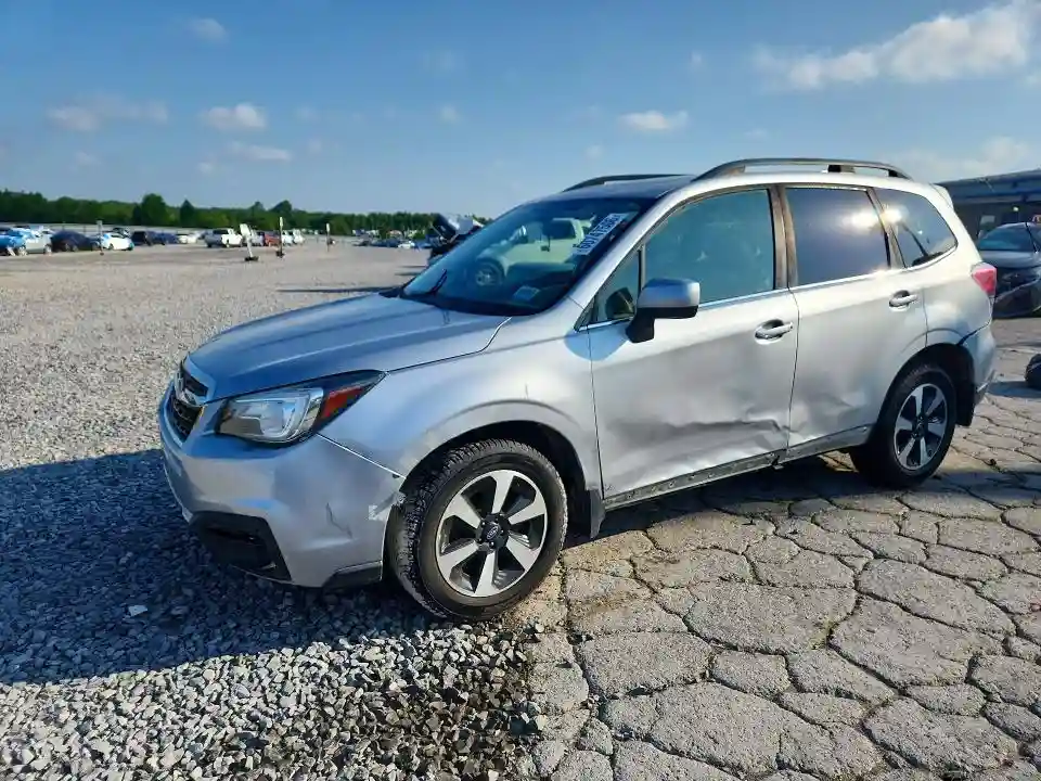 JF2SJARC2JH446888 2018 SUBARU FORESTER-0