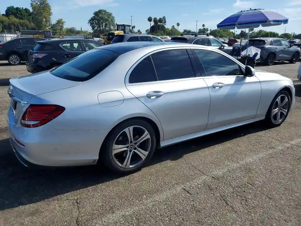 WDDZF4JB9HA166624 2017 MERCEDES-BENZ E-CLASS-2