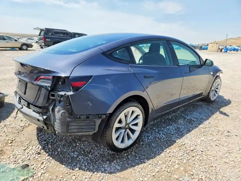 5YJ3E1EA7PF454554 2023 TESLA MODEL 3-2