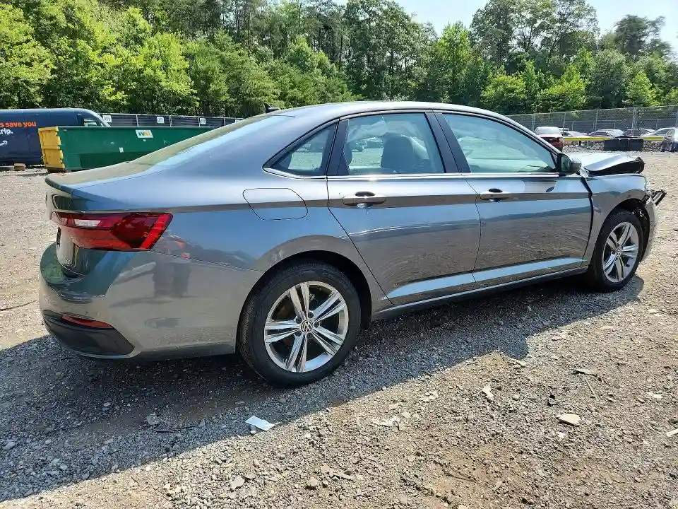 3VW7M7BU8RM012691 2024 VOLKSWAGEN JETTA-2