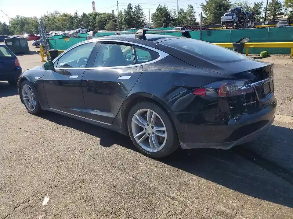 5YJSA1E25FF112714 2015 TESLA MODEL S-1