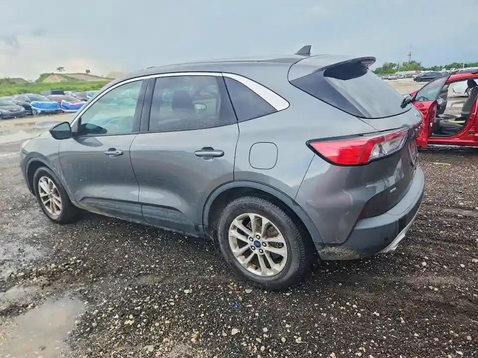 1FMCU0G60NUB30769 2022 FORD ESCAPE-1